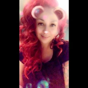 Meet your Posher, Nora